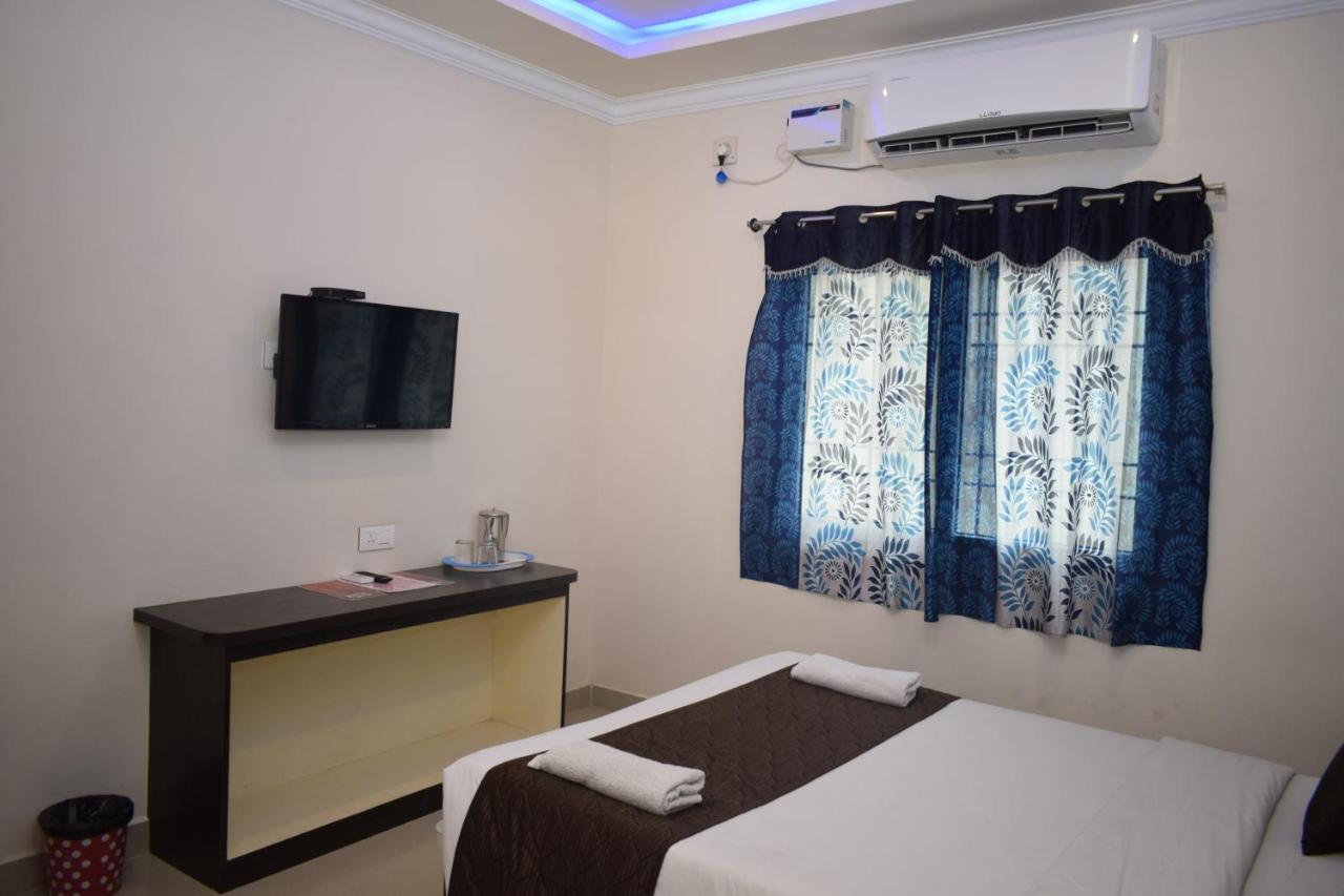 Bouvana Residency Pondicherry Exterior photo